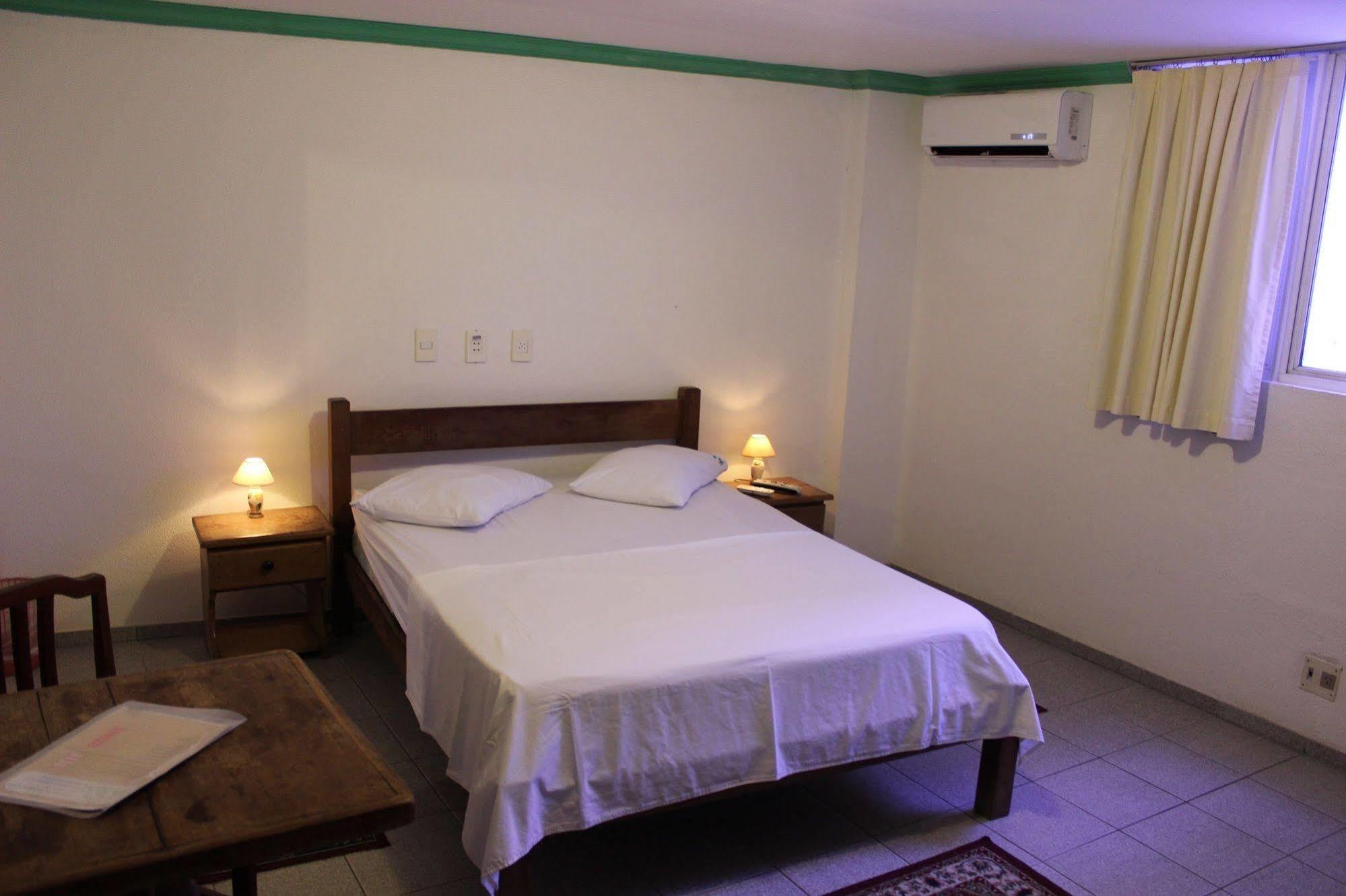 Hotel Pousada Da Praca Jaboatão dos Guararapes Exteriör bild